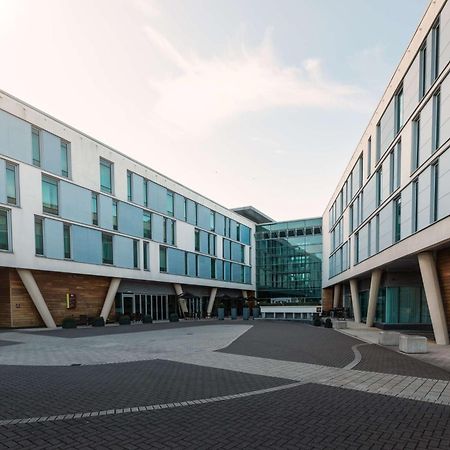 Doubletree By Hilton Hotel Newcastle International Airport Exterior photo